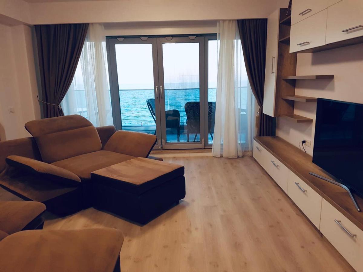Wave 2 Mamaia Prima Linie Vedere La Mare 120Mp Năvodari Kültér fotó