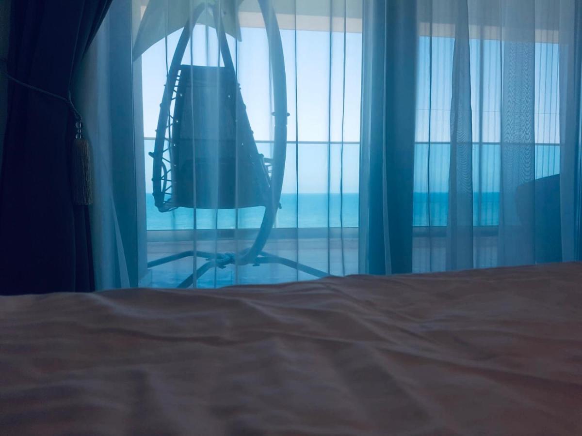 Wave 2 Mamaia Prima Linie Vedere La Mare 120Mp Năvodari Kültér fotó