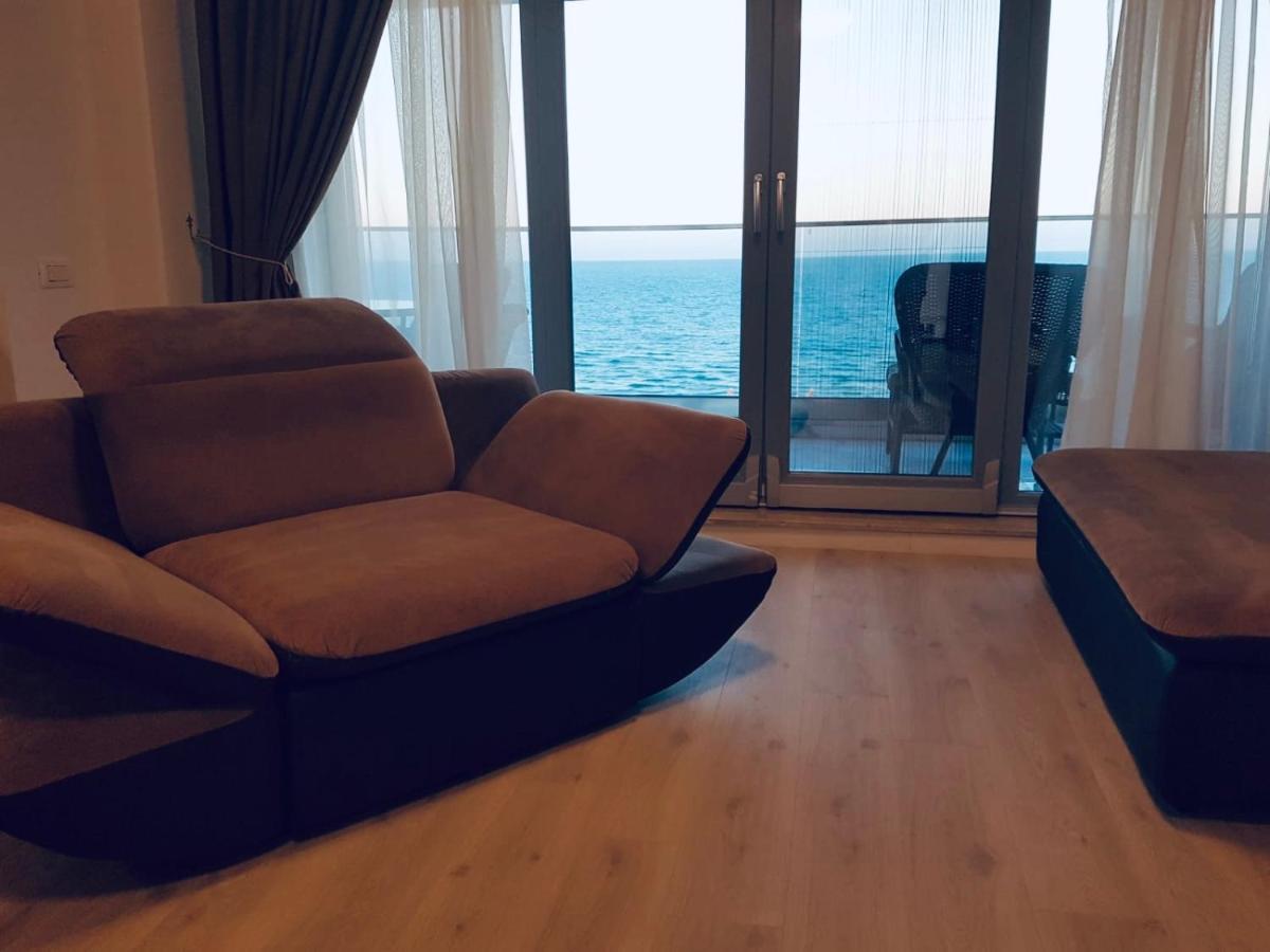 Wave 2 Mamaia Prima Linie Vedere La Mare 120Mp Năvodari Kültér fotó